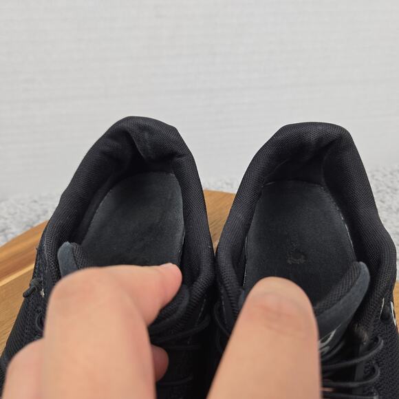 On Running Womens 9.5 Cloud 5 Black White Athletic Casual Gym Daily Running Shoe - Picture 11 of 12